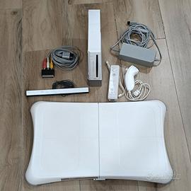 Nintendo Wii + Wii Fit B. Board - Bundle Completo