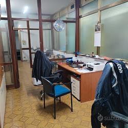 Marano Lagunare capannone 5 vani 450 Mq