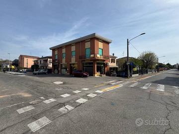 Appartamento di 115 m² con più di 5 locali a Miran