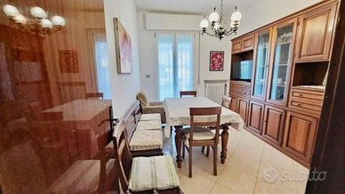 Ampia stanza con balcone da gennaio 2026