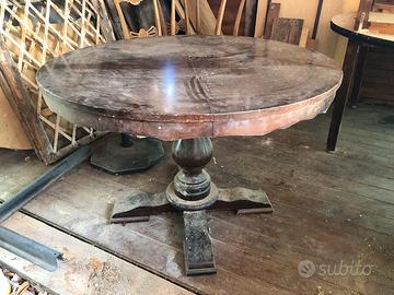 Tavolo tondo vintage