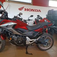 HONDA NC 750X DCT