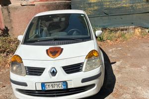 Auto discreta
