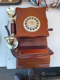 telefono a parete 