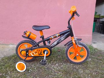 Bicicletta con rotelle