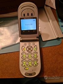 telefono cellulare MotorolaV66i