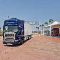 SCANIA R490 6X2 FRIGO