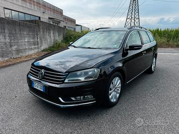 Volkswagen Passat Var. 2.0 TDI Highline BlueM.Tech