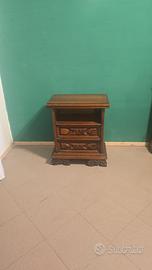 Coppia di comodoni in legno