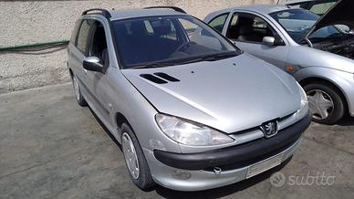 RICAMBI USATI AUTO PEUGEOT 206 S. Wagon KFW Benzin