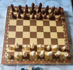 Scacchiera in legno