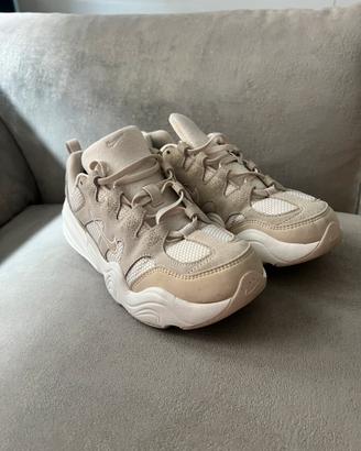 Nike Tech Era 38.5 /  24.5 cm beige