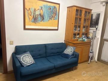 Divano e credenza