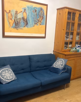 Divano e credenza