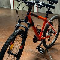 Mountain Bike B'TWIN ROCKRIDER