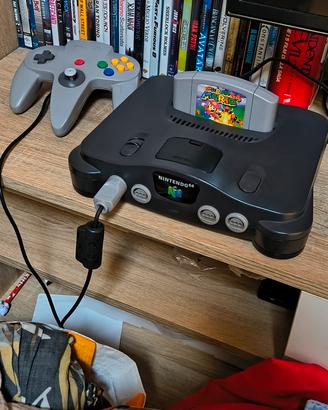 Nintendo 64 più giochi più 4 pad 