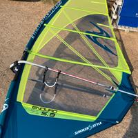 Vela windsurf Freewave Simmer Enduro 5.9 al Garda