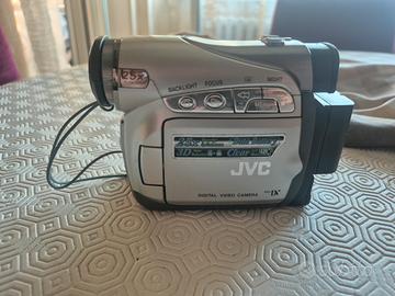 Videocamera JVC MiniDV 25x + 3D NR