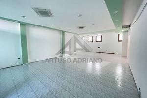 Immobile di 90 m² con 1 locale a Loria