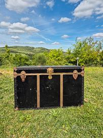 Baule grande Vintage Antico in metallo e pelle
