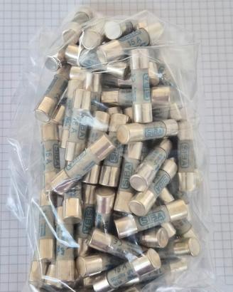 85 fusibili SIBA 1000V 15 ampere NUOVI