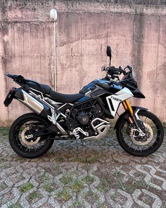 Triumph tiger 900 rally pro