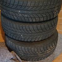 Gomme  invernali con cerchi