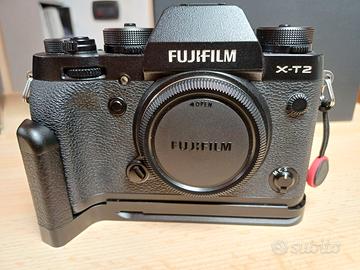 Fujifilm X T2 con obiettivo sigma 30 mm 1.4
