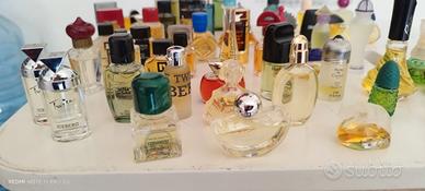 Collezione di profumi 