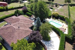 Villa di 380 m² con più di 5 locali a Patrica
