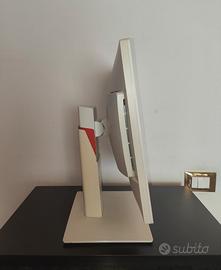 Monitor 19 pollici VGA – funzionante – senza cavi