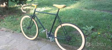 Bici a scatto fisso