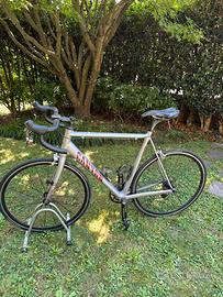 Bici Canyon ULTIMATE in Carbonio monoscocca