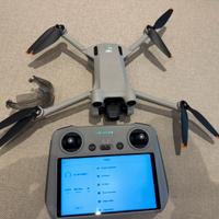 Drone DJI MINI 3 Pro con telecomando RC schermo