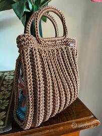 borsa a mano 