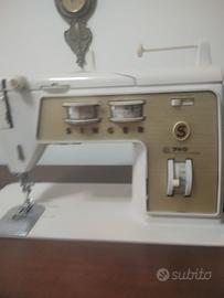 macchina da cucire Singer 740