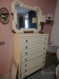 Cassettiera in legno