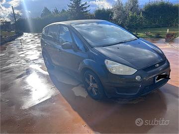 Ford s Max titanium