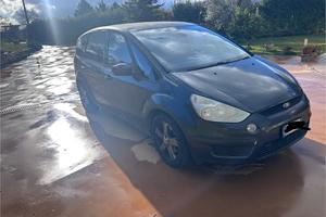 Ford s Max titanium