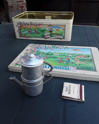 3 oggetti vintage caffettiera fiammiferi scatola
