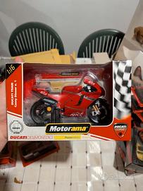 Ducati Casey Stoner desmosedici motorama