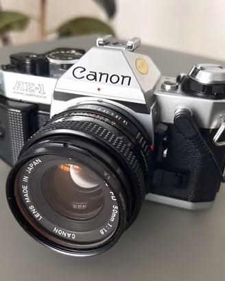 Reflex analogica CANON AE-1 PROGRAM kit obiettivi