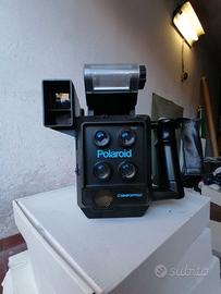 Macchina fotografica Polaroid da esposizione