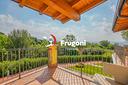 trilocale-con-terrazzo-e-autorimessa-in-residence