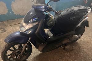 Piaggio Beverly 125