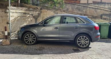 Audi Q3 2.0 tdi 150 cv, s-line quattro