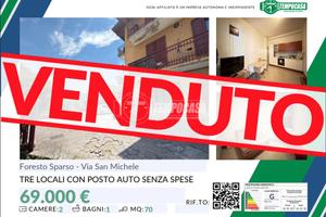 TRE LOCALI SENZA SPESE CON POSTI AUTO