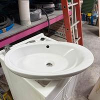 LAVABO OVALE BIANCO DA INCASSO € 30