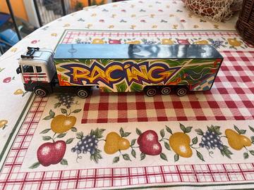Camion Giocattolo con Rimorchio “Racing” – Da Coll