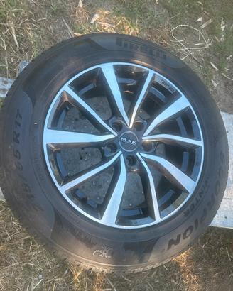 N4 cerchi. Completi di ( con gomme con soli 4mika